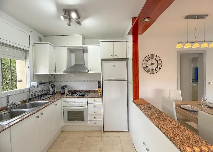 فيلة Club Villamar - Santelmo يوريت دي مار